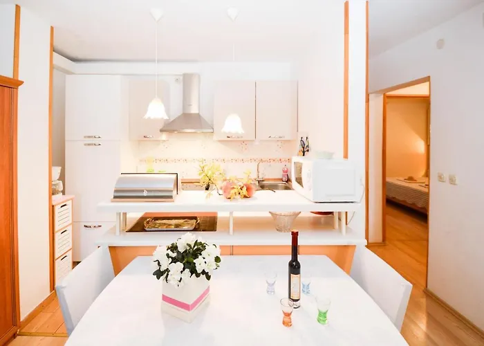 Apartment In Pula - Istrien 11064 * Pula