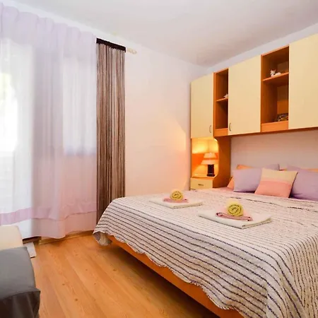 Apartment In Pula - Istrien 11064 Lägenhet Pula