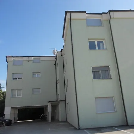 Apartment In Pula - Istrien 11064